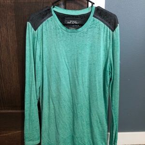 Men’s Buckle long sleeve shirt